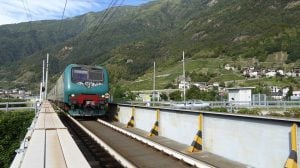 treni tirano milano