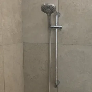 come evitare umidità e muffa nel bagno cieco
