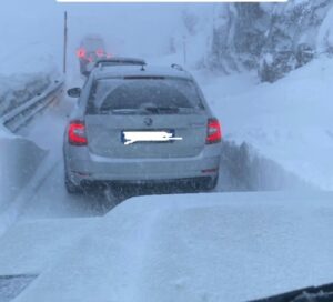 prima di mettersi in viaggio in auto consigli sempre validi