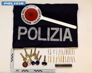 Tentano un furto nel centro di Sondrio scoperti, denunciati ed espulsi