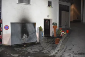 una candela provoca un incendio