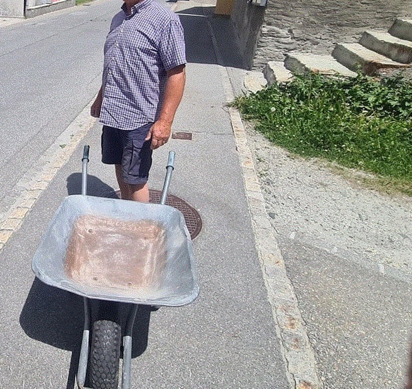il salario di un muratore frontaliere in svizzera