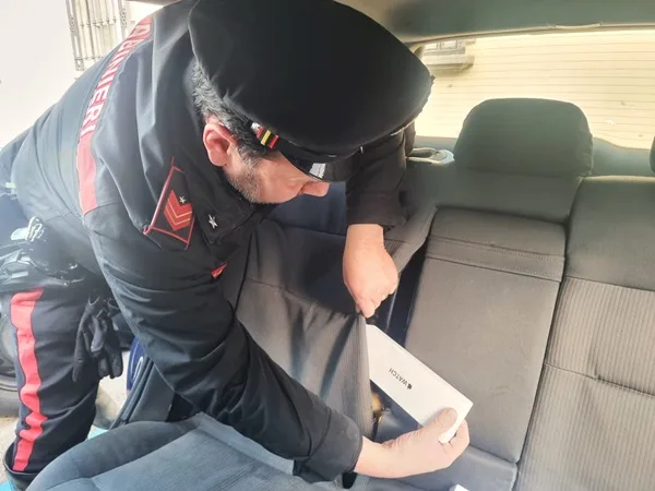 villa di tirano, arresto di tre soggetti per furto aggravato in concorso