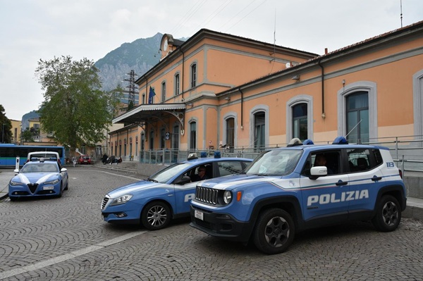 due custodie cautelari in carcere e cinque perquisizioni per la rapina di albosaggia