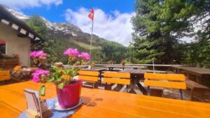 quanto guadagna una badante in svizzera in euro