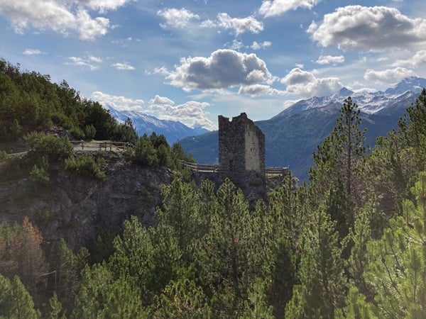 torri, mercanti e dighe il lungo viaggio della valle di fraele
