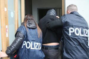Arrestato 30enne condannato per droga e latitante da 3 anni in Spagna