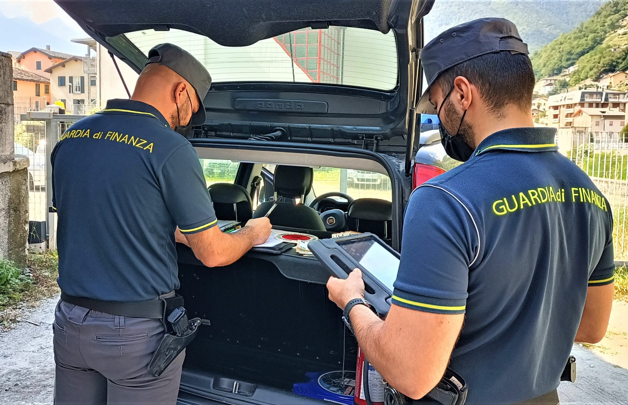 Controllo Guardia di Finanza in Valtellina