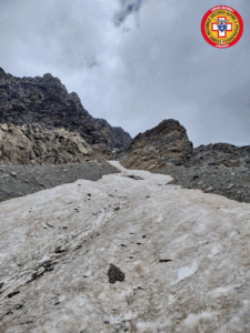 Donna scivola in un canalino innevato sulla Cima Piazzi