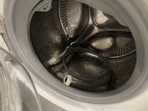 come prevenire e rimuovere la muffa dalla lavatrice