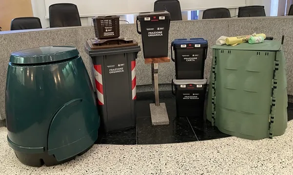 contenitori secam raccolta rifiuti differenziata