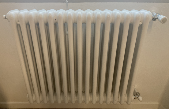 cosa fare se il termosifone perde acqua