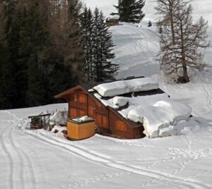 escursione al rifugio scermendone