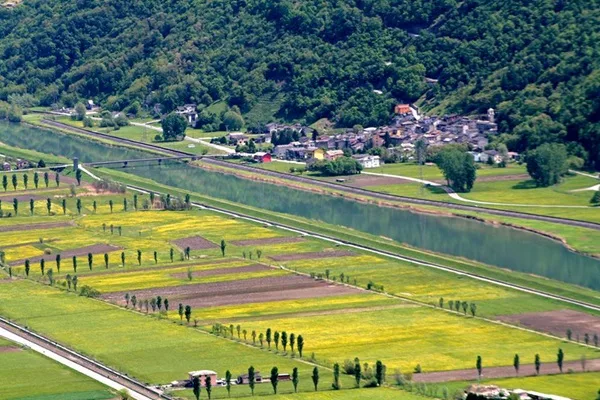 fiume adda selvetta la particolarità idrografica della provincia di sondrio un unicum italiano