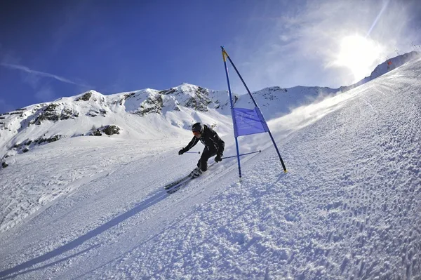 freddo alle mani e ai piedi un processo naturale di difesa