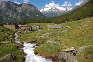 gita estiva in montagna come vestirsi