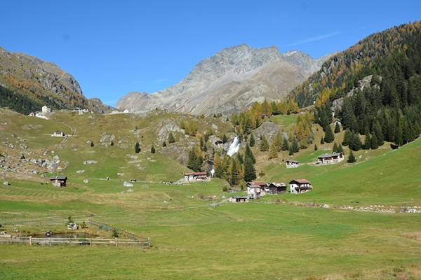 gli scenari alpini unici della valgrosina