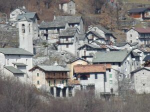 i due borghi nascosti della valchiavenna