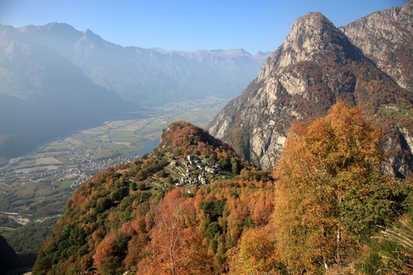 il borgo senza strade tra natura e leggende