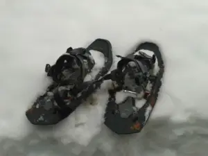 il divieto alle ciaspole sulle piste da sci