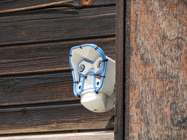 il vicino ti spia come scoprirlo e come agire