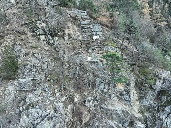 incidente sul lavoro in una parete scoscesa a brusio