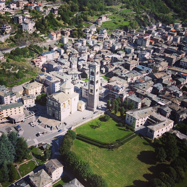 la torre campanaria di grosio
