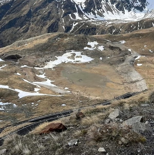 lago nero passo gavia