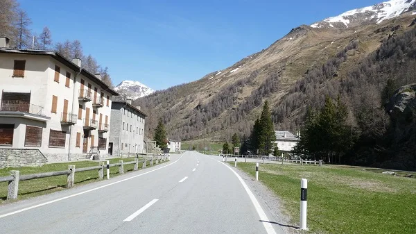 l'eterna disputa sul traffico tra valposchiavo e livigno