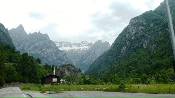 nelle ultime ore continui interventi di soccorso in val masino