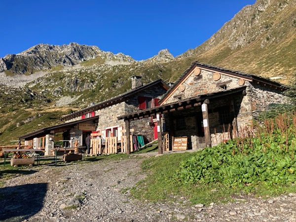 passo dordona un'avventura fuori dai sentieri battuti