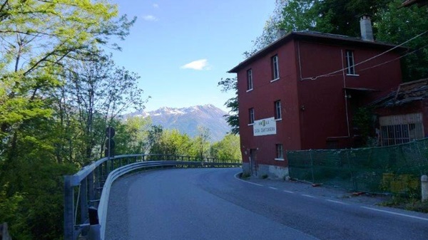 perché le case cantoniere erano rosse