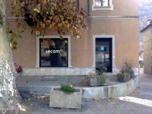 Raccolta differenziata tubetti