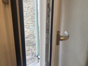 quante volte si deve ventilare casa contro umidità e muffa