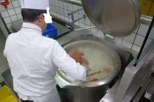 quanto guadagna un cuoco a saint moritz