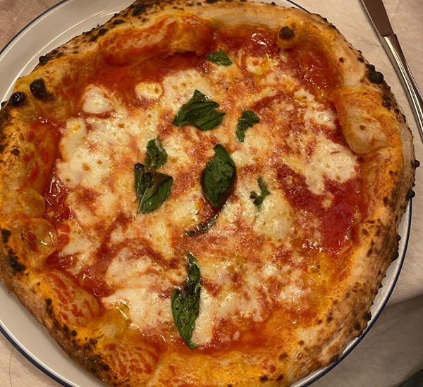 quanto guadagna un pizzaiolo in svizzera in euro