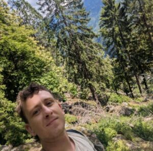 ritrovato il corpo senza vita di matthew hall