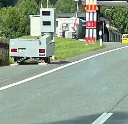 segnalare autovelox è reato