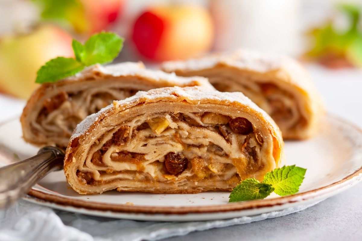 Chef stellato svela ricetta del suo strudel alle mele|Chef stellato svela ricetta del suo strudel alle mele