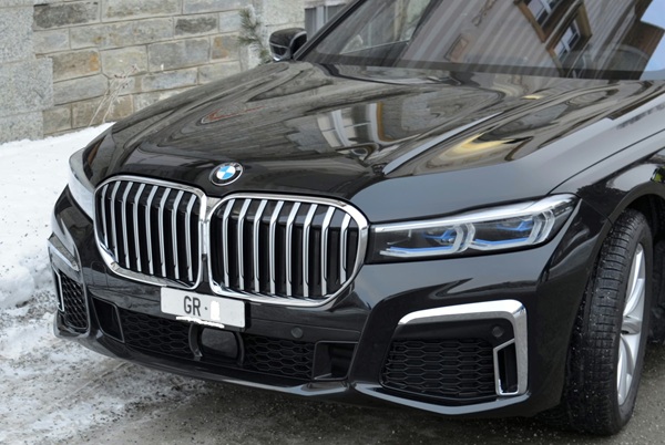 targa personalizzata svizzera