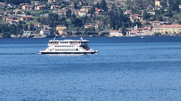 unmissable summer experiences at lake como