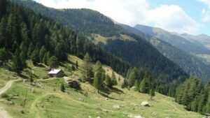 val gerola la montagna autentica a un'ora da milano