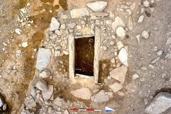valtellina misteriosa le scoperte archeologiche che stanno riscrivendo la storia|torna lo scavo del villaggio alpino di piuro