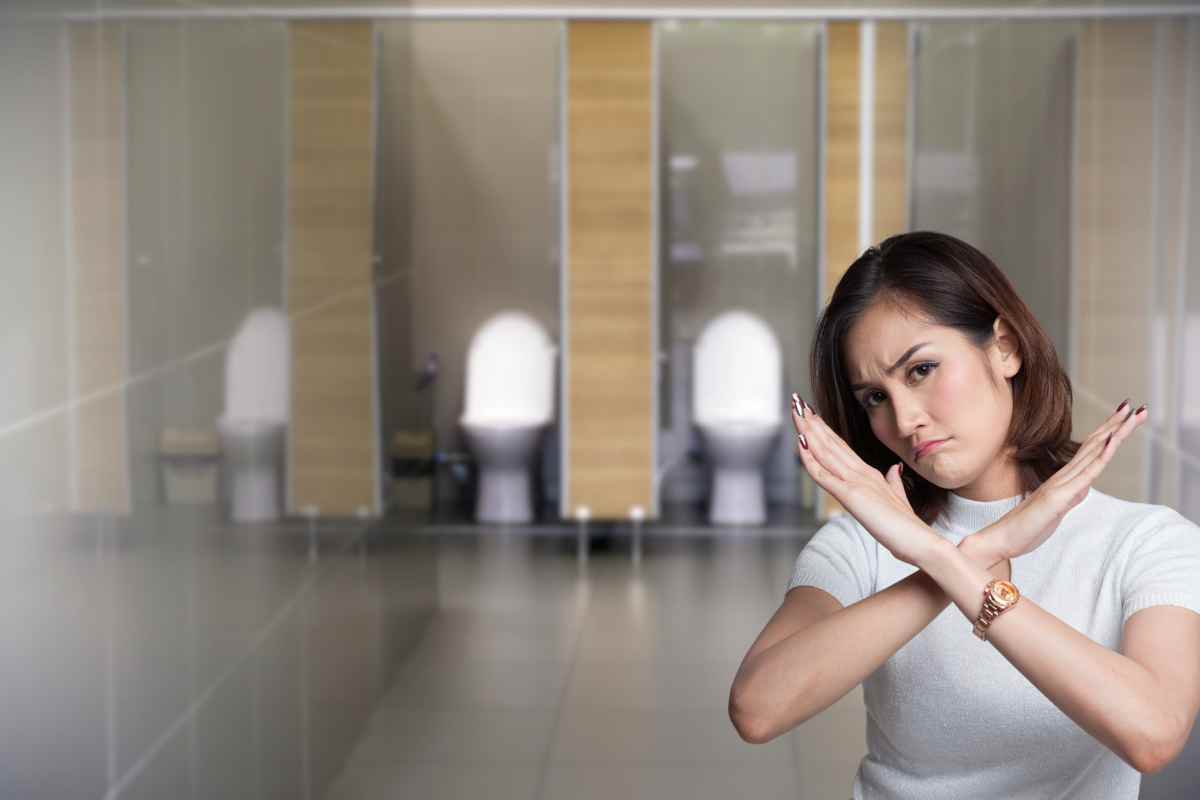 cosa fare bagni pubblici|cosa non fare bagni pubblici