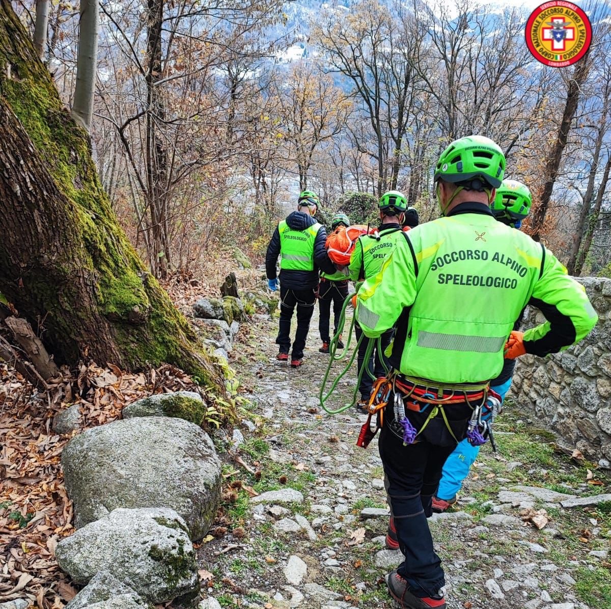 Cade in bici a 600 metri di quota, raggiunto dal Soccorso Alpino