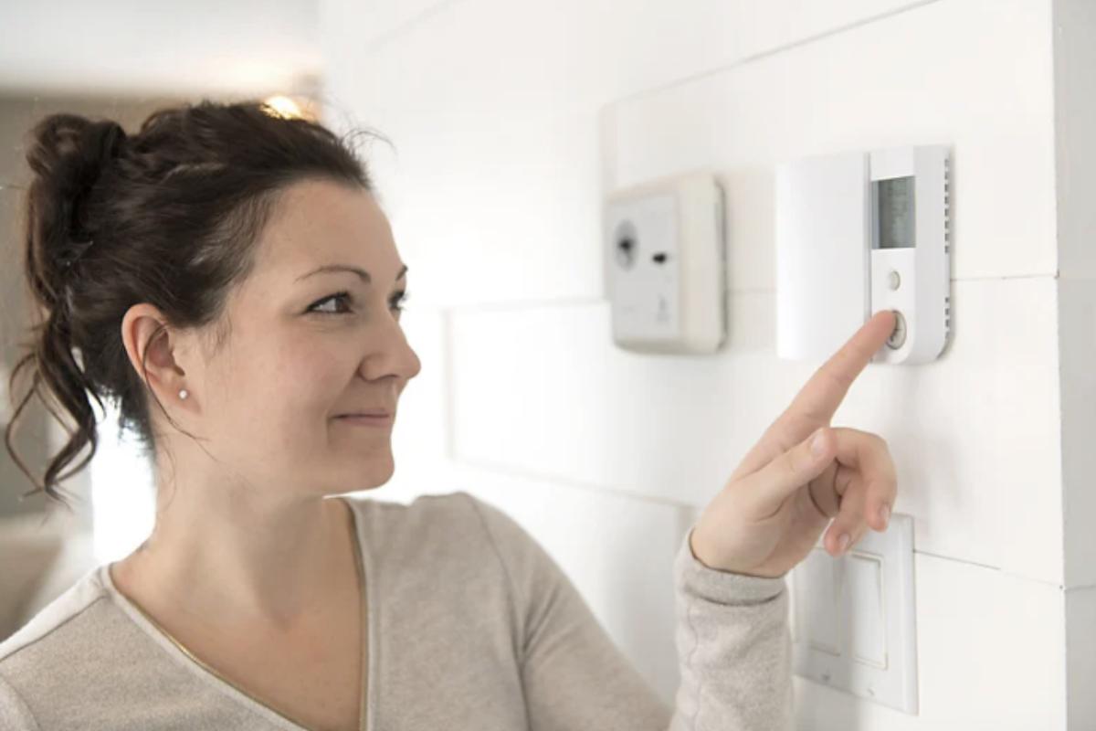 Gli ultimi studi e le nuove tecnologie confermano che l’uso corretto del termostato rappresenta uno strumento essenziale non solo per ridurre