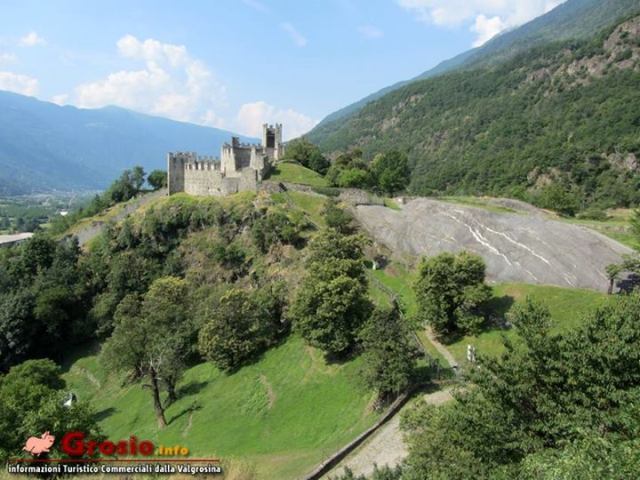 Grosio, il borgo dove la storia è incisa nella roccia