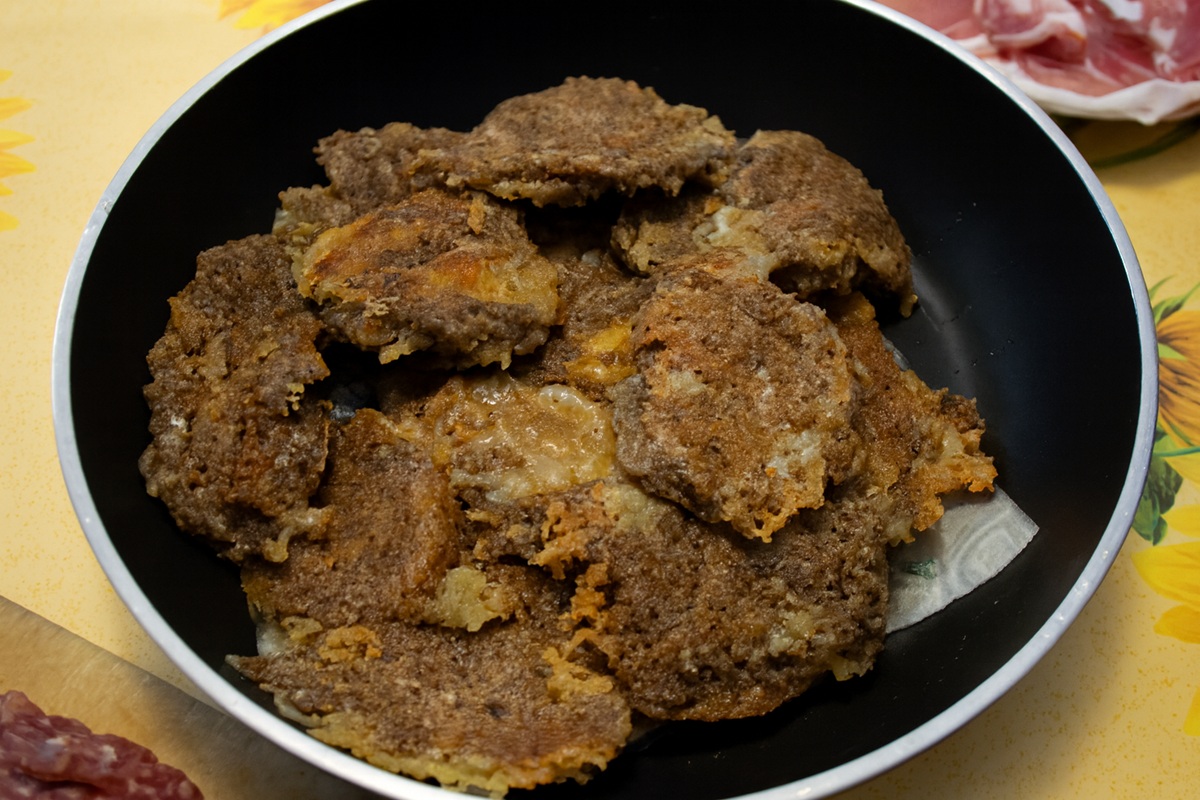 La frittella croccante che mangi solo in Valtellina