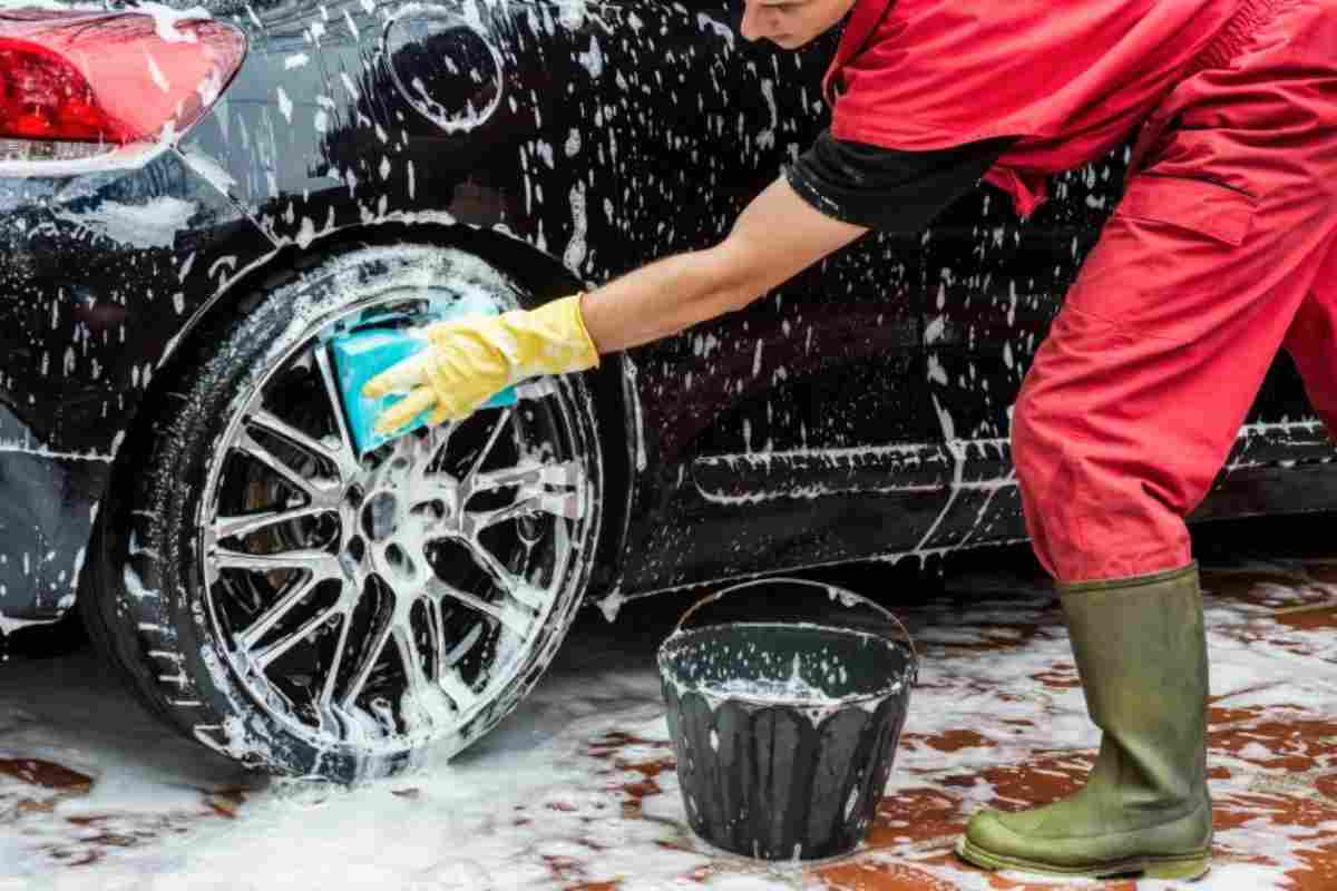 Consumo acqua lavaggio auto