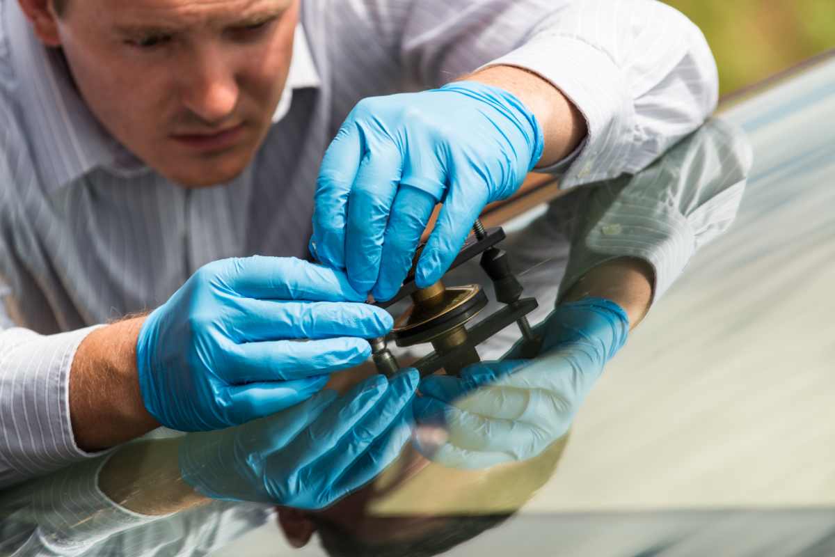 Parabrezza auto riparazione